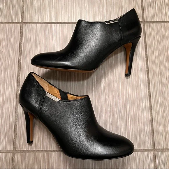 Coach Black Leather Seneca Booties Boots 8 - Picture 4 of 11